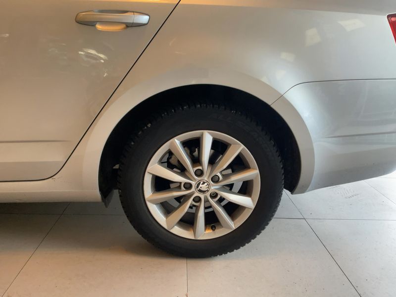 Skoda Octavia 2.0 TDI Style 2016 – снимка 5
