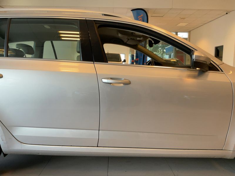 Skoda Octavia 2.0 TDI Style 2016 – снимка 10
