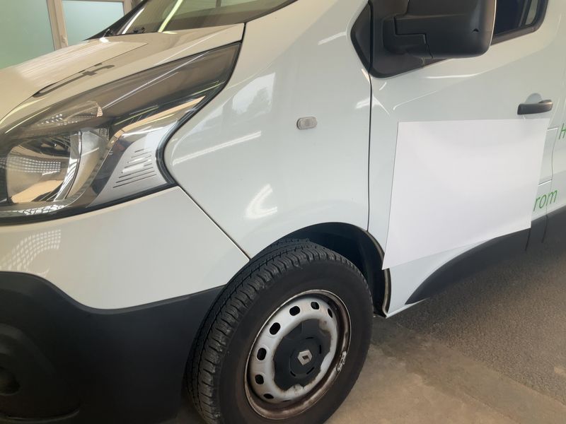 Renault Trafic 1.6 dCi L1H1 2,7t Komfort 2019 – снимка 2