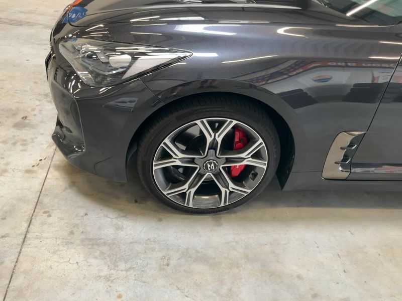 Kia Stinger 3.3 V6 TGDI GT 4WD 2018 – снимка 3