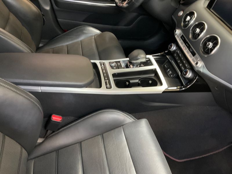 Kia Stinger 3.3 V6 TGDI GT 4WD 2018 – снимка 24