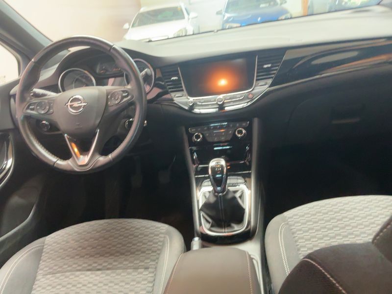 Opel Astra 1.6 SIDI Turbo Dynamic Start&Stop 2017 – снимка 18