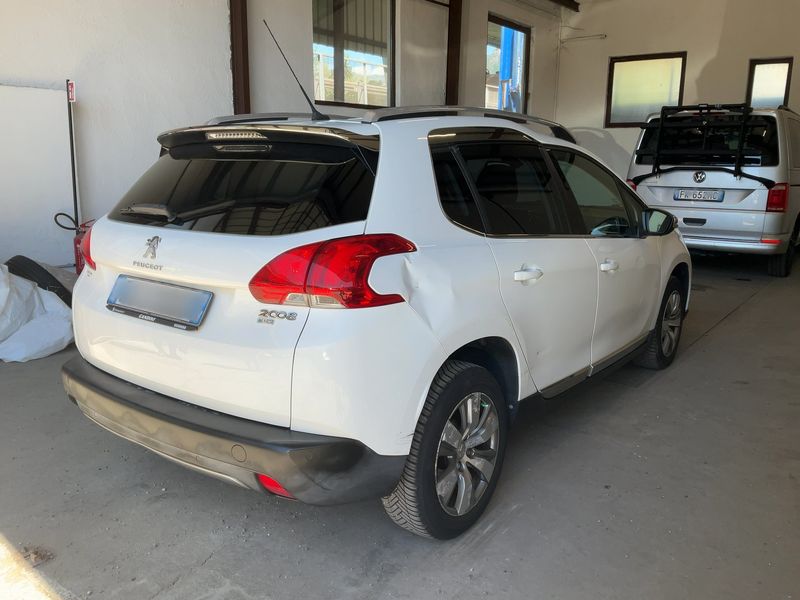 Peugeot 2008 1.6 e-HDi Allure 2013 – снимка 8