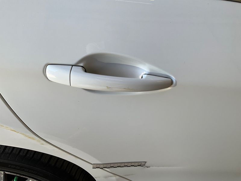 Peugeot 2008 1.6 e-HDi Allure 2013 – снимка 24