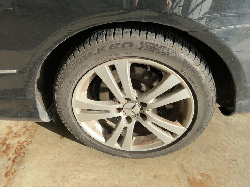 Mercedes-Benz E-Klasse E 350 CDI BlueEfficiency Avantgarde 2011 – снимка 5