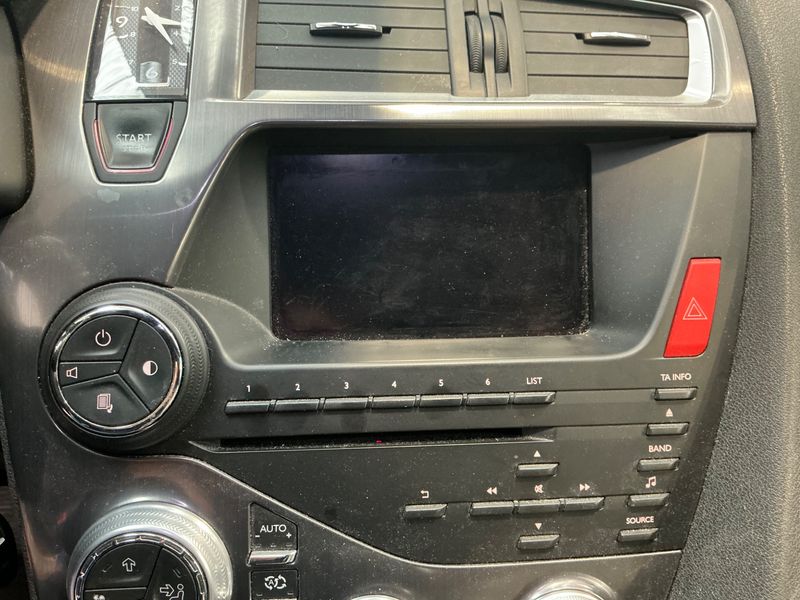 Citroen DS5 2.0 HDi Executive 2012 – снимка 27