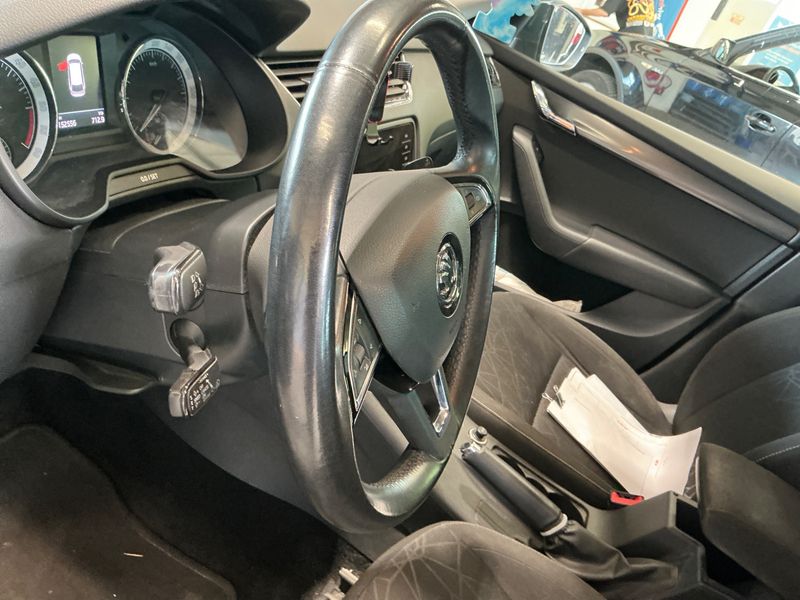 Skoda Octavia 2.0 TDI Clever 2018 – снимка 32