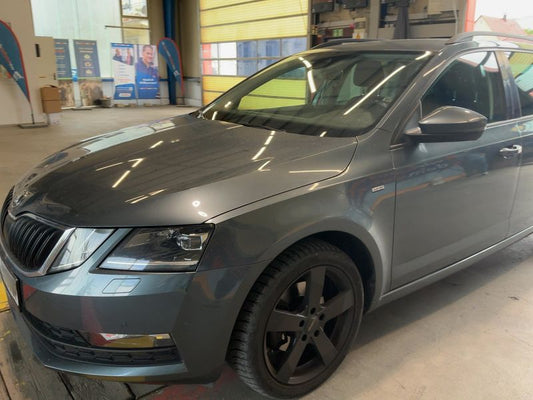 Skoda Octavia 2.0 TDI Clever 2018 – снимка 2