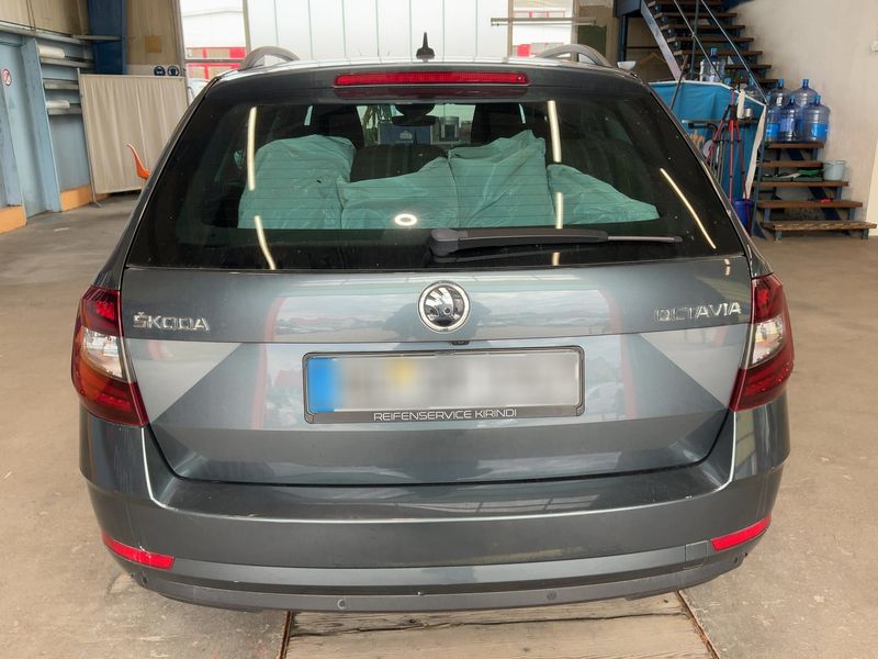 Skoda Octavia 2.0 TDI Clever 2018 – снимка 7