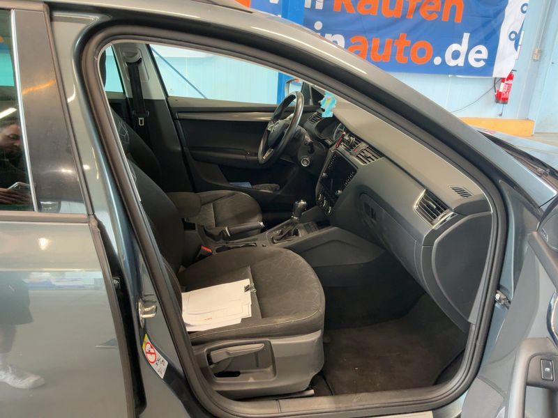 Skoda Octavia 2.0 TDI Clever 2018 – снимка 17