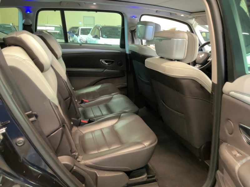 Renault Espace 1.6 dCi Energy Initiale Paris 2015 – снимка 19