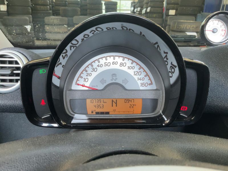 Smart fortwo 1.0 Micro Hybrid Drive pulse 2014 – снимка 18