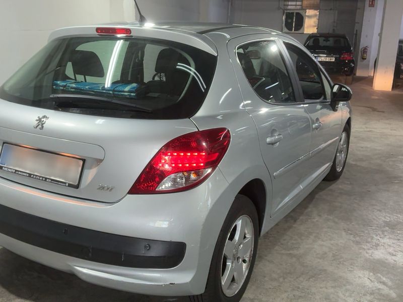 Peugeot 207 1.4 VTi Tendance 2012 – снимка 8