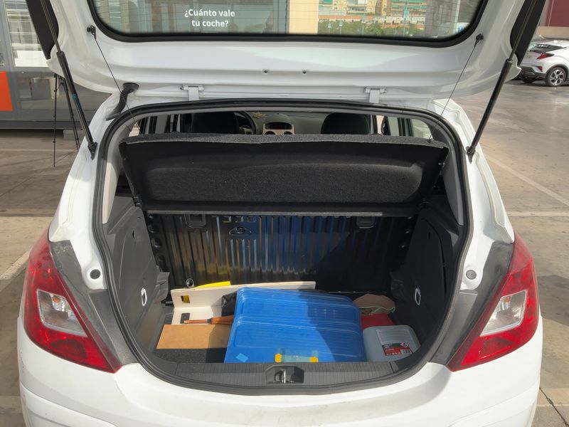 Opel Corsa 1.2 Essentia 2010 – снимка 15