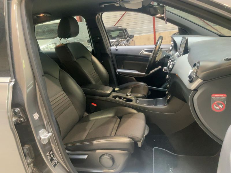 Mercedes-Benz B-Klasse B 180 Urban 2016 – снимка 16