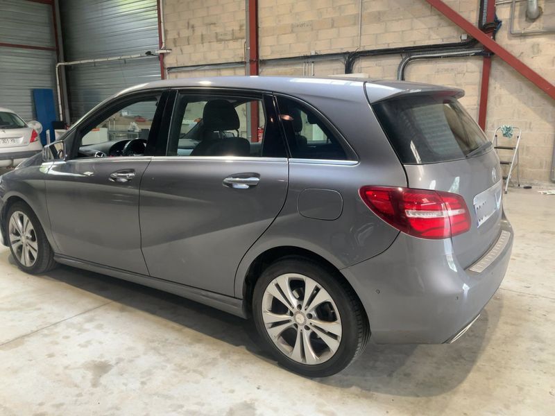 Mercedes-Benz B-Klasse B 180 Urban 2016 – снимка 6