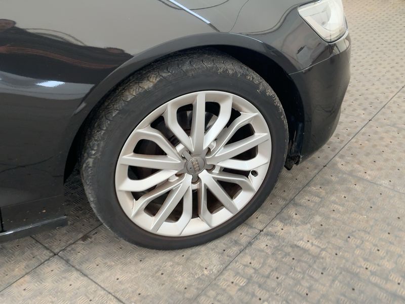 Audi A6 2.0 TDI 2012 – снимка 11