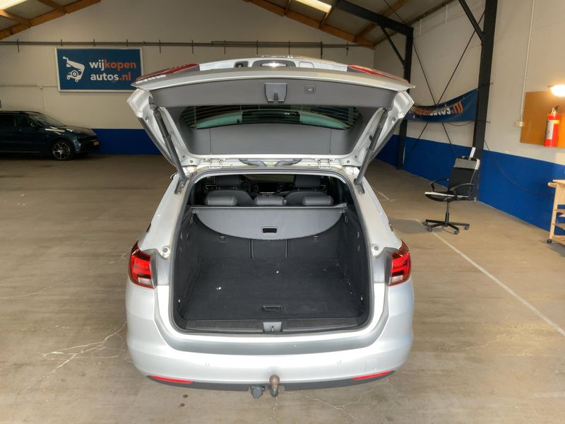 Opel Astra 1.5 CDTI Ultimate Start/Stop 2019 – снимка 15