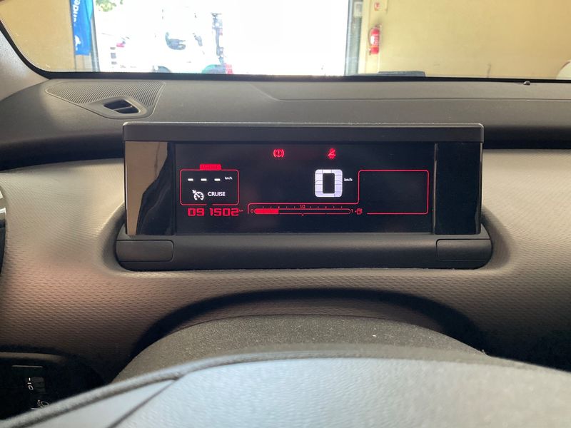 Citroen C4 Cactus 1.2 e-THP Shine 2016 – снимка 18