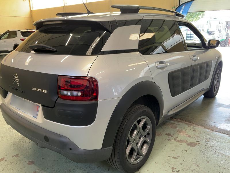 Citroen C4 Cactus 1.2 e-THP Shine 2016 – снимка 8