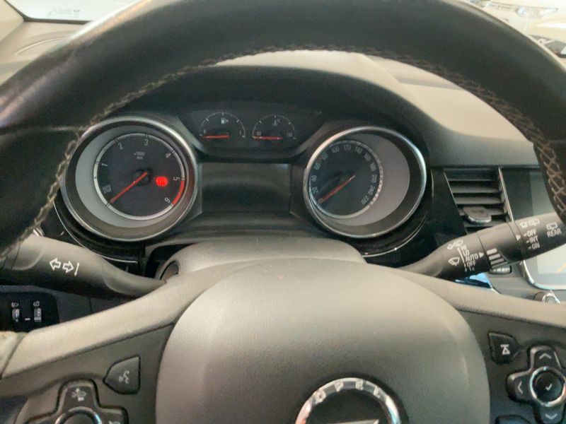 Opel Astra 1.6 CDTI DPF Innovation 2016 – снимка 18