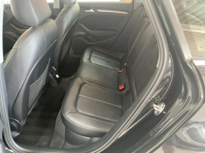Audi A3 Sportback 1.6 TDI 2018 – снимка 19