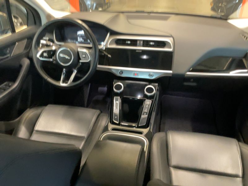 Jaguar I-Pace electric drive 294 kW S 2018 – снимка 17