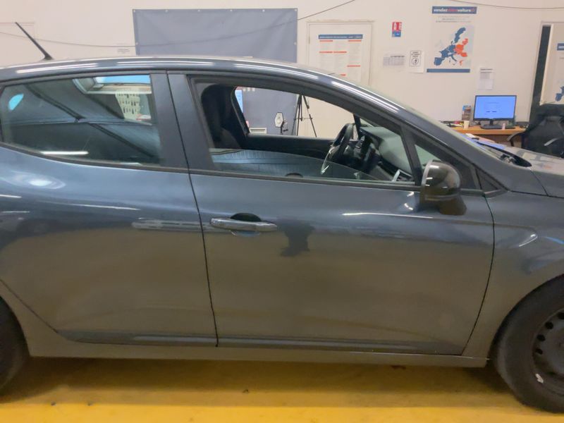 Renault Clio 1.0 TCe Equilibre 2022 – снимка 10