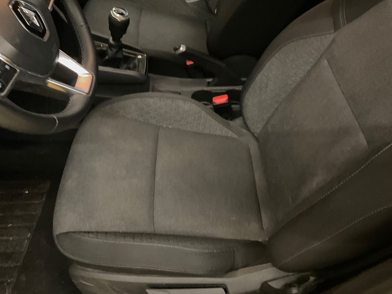 Renault Clio 1.0 TCe Equilibre 2022 – снимка 27