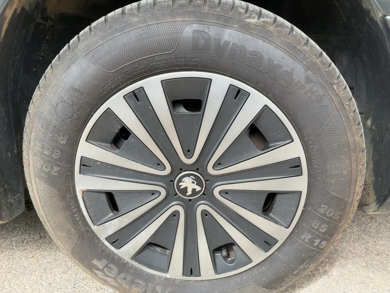 Peugeot Partner 1.6 Blue-HDi Tepee Outdoor 2016 – снимка 11
