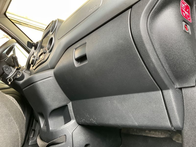 Peugeot Partner 1.6 Blue-HDi Tepee Outdoor 2016 – снимка 29