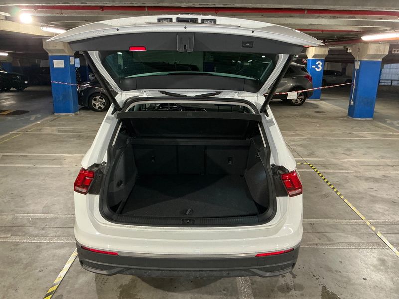 Volkswagen Tiguan 1.4 eHybrid Life 2023 – снимка 15