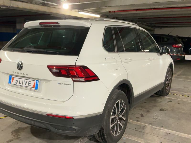 Volkswagen Tiguan 1.4 eHybrid Life 2023 – снимка 8