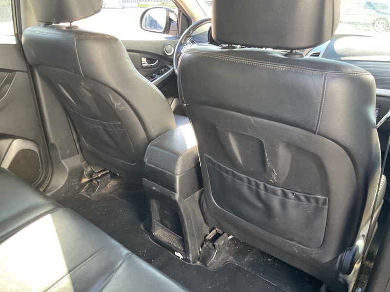 Ssangyong Korando 2.0 TD Basic 4x2 2015 – снимка 44