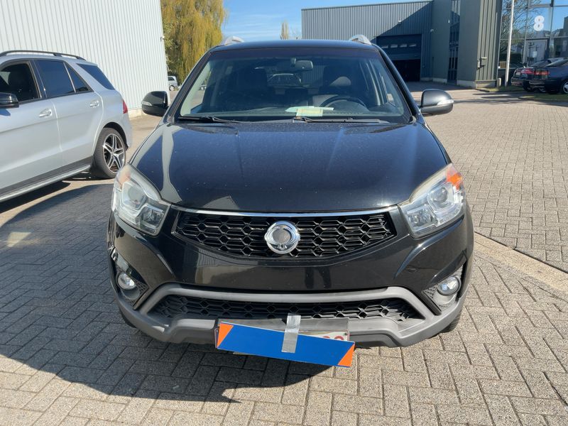 Ssangyong Korando 2.0 TD Basic 4x2 2015 – снимка 14