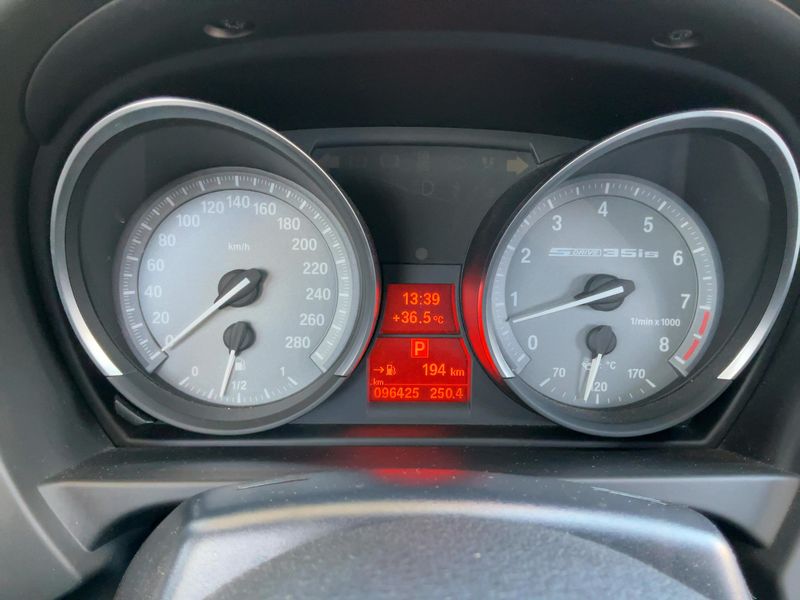BMW Z4 sDrive 35is 2012 – снимка 19