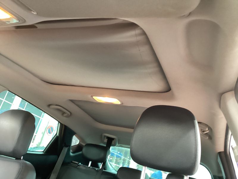 Hyundai ix35 1.7 CRDi Comfort 2WD 2011 – снимка 23