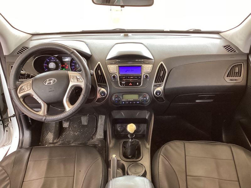 Hyundai ix35 1.7 CRDi Comfort 2WD 2011 – снимка 17