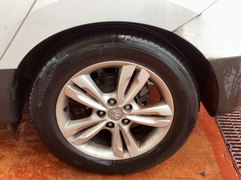 Hyundai ix35 1.7 CRDi Comfort 2WD 2011 – снимка 5