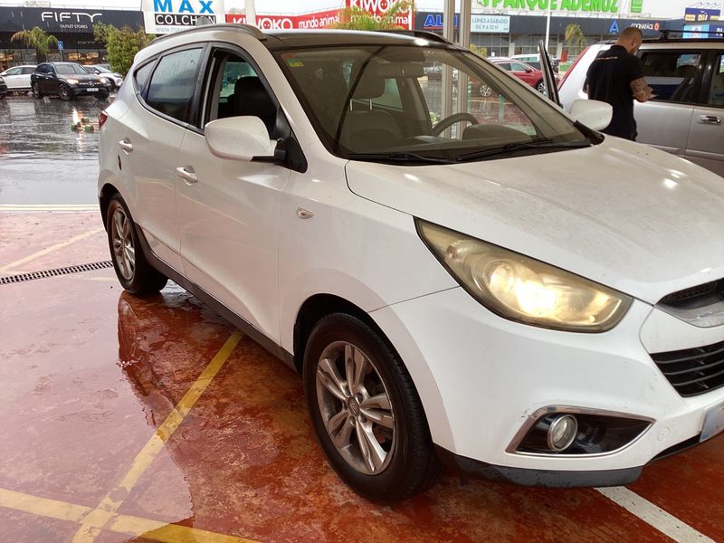Hyundai ix35 1.7 CRDi Comfort 2WD 2011 – снимка 12