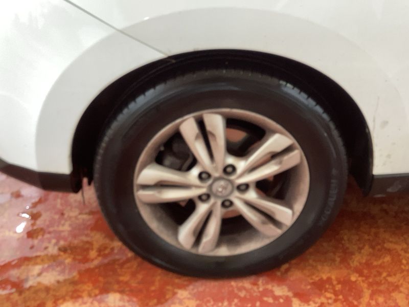 Hyundai ix35 1.7 CRDi Comfort 2WD 2011 – снимка 3