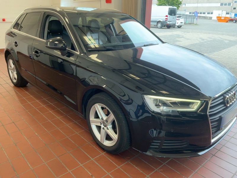 Audi A3 Sportback 1.6 TDI 2019 – снимка 12