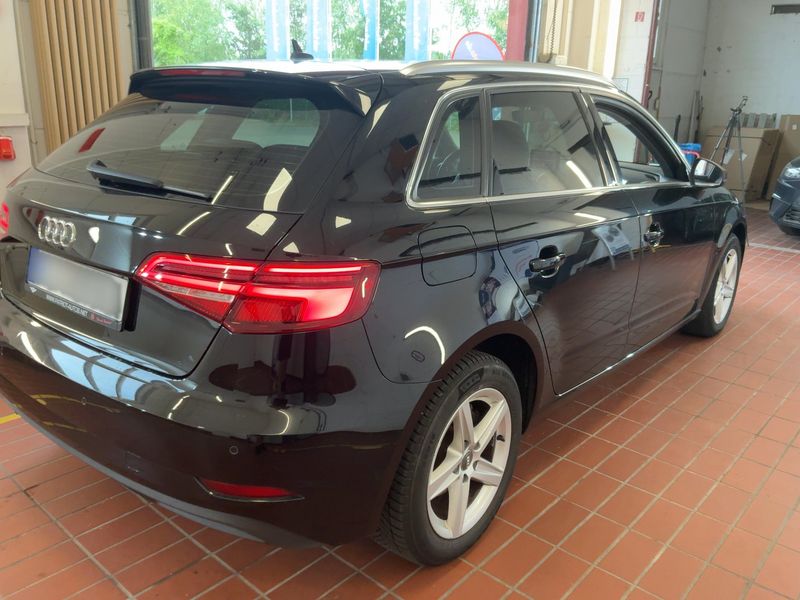 Audi A3 Sportback 1.6 TDI 2019 – снимка 8
