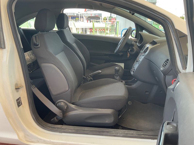 Opel Corsa 1.0 Essentia 2012 – снимка 3