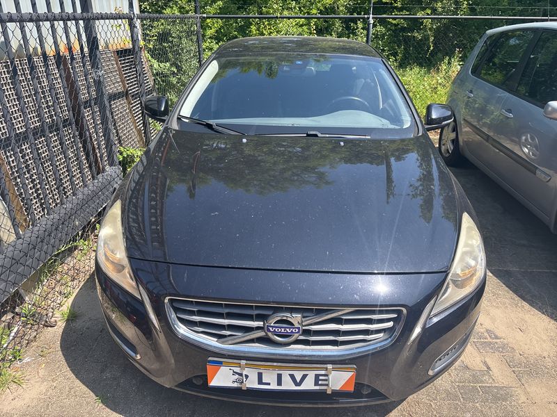 Volvo V60 1.6 T4 Momentum 2011 – снимка 7