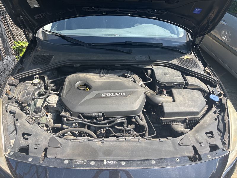 Volvo V60 1.6 T4 Momentum 2011 – снимка 8
