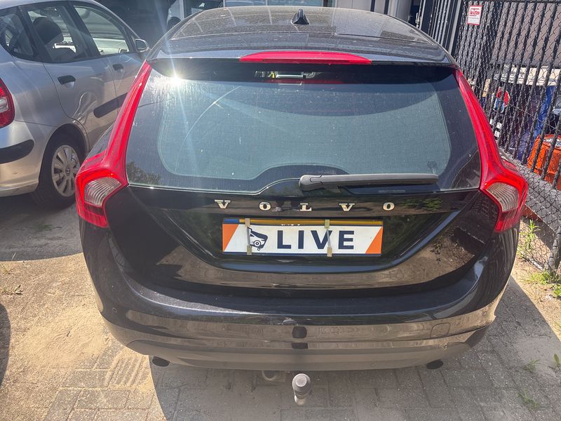 Volvo V60 1.6 T4 Momentum 2011 – снимка 4