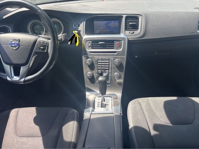 Volvo V60 1.6 T4 Momentum 2011 – снимка 11