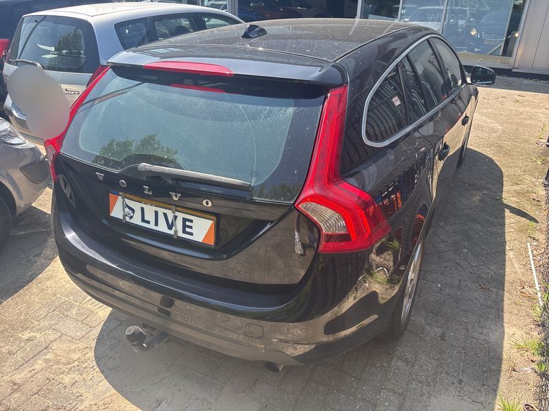 Volvo V60 1.6 T4 Momentum 2011 – снимка 5