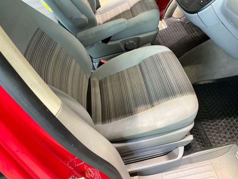 Volkswagen T5 California 2.0 TDI Comfortline Aufstelldach 2010 – снимка 24